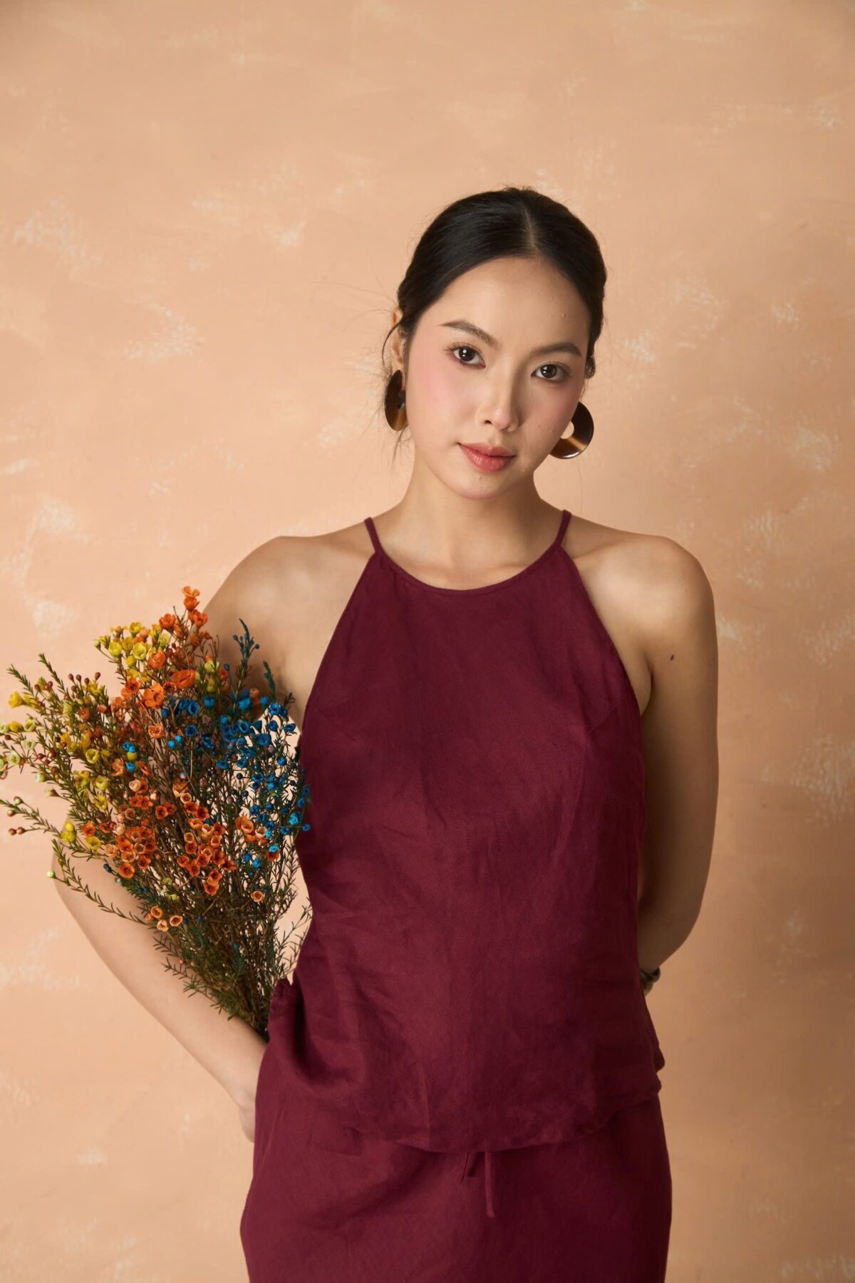 Đầm Emi – Chất liệu vải lanh nguyên chất cao cấp