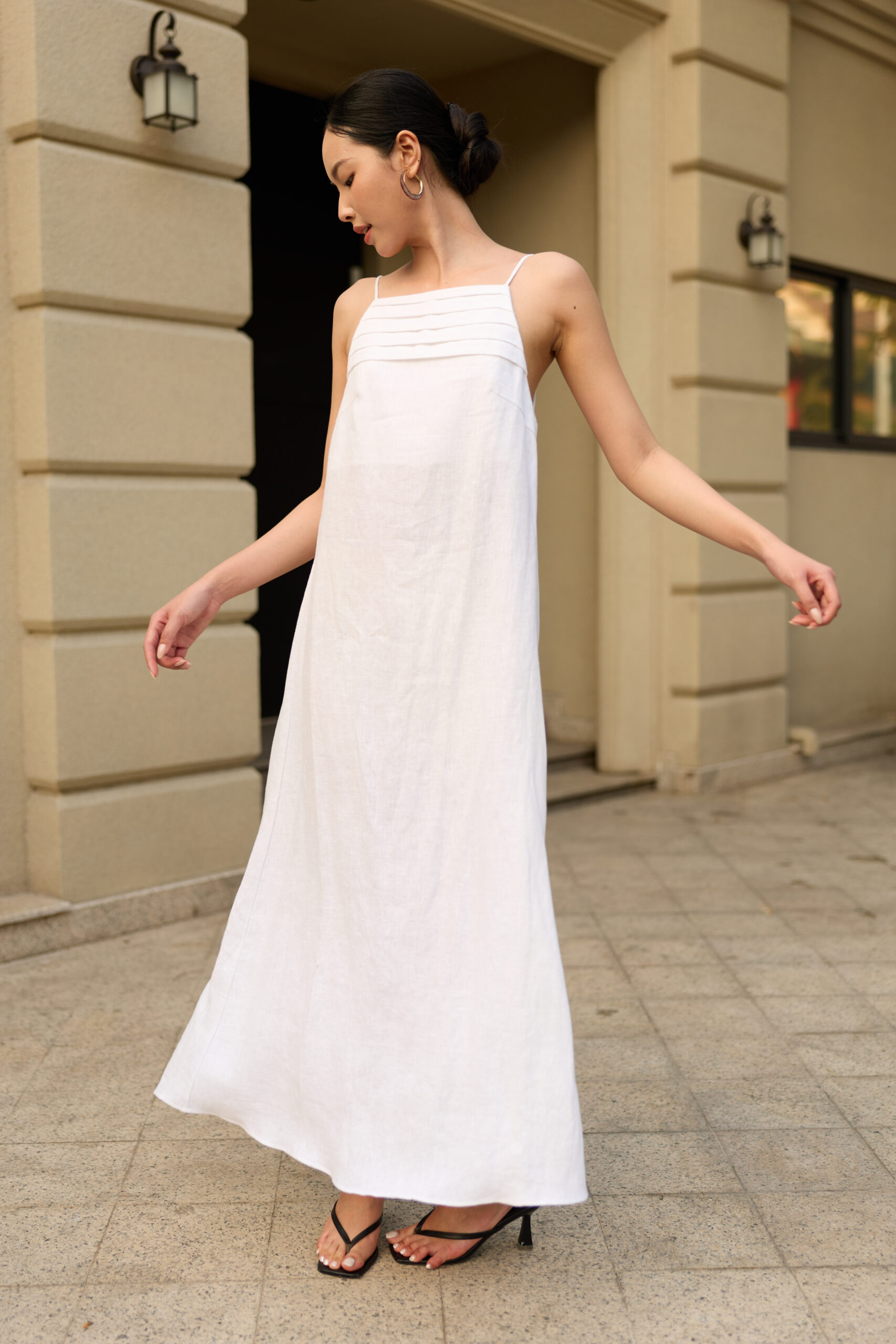 Sophie /ˈsəʊfi/ | Pleated maxi dress | Linen - Image 2