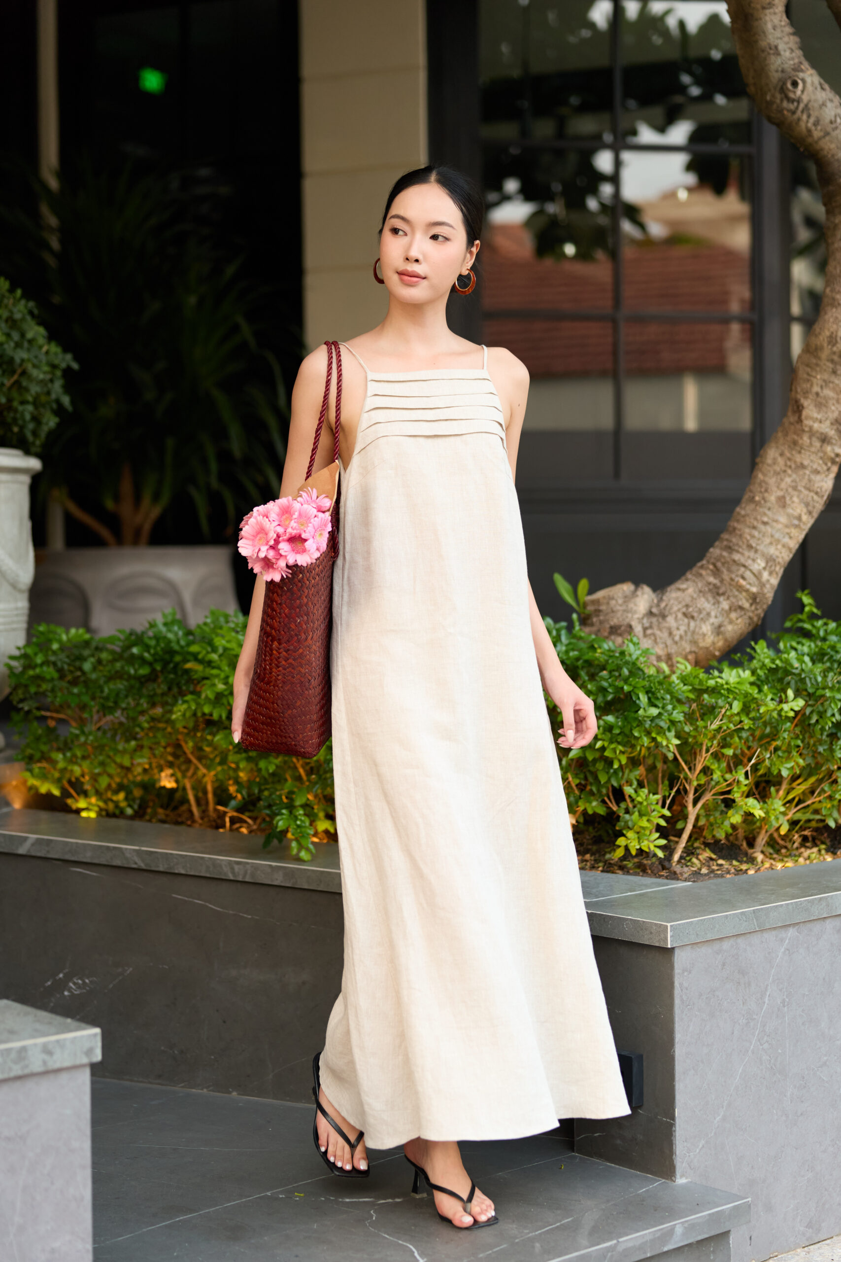 Sophie | Pleated maxi dress | Linen